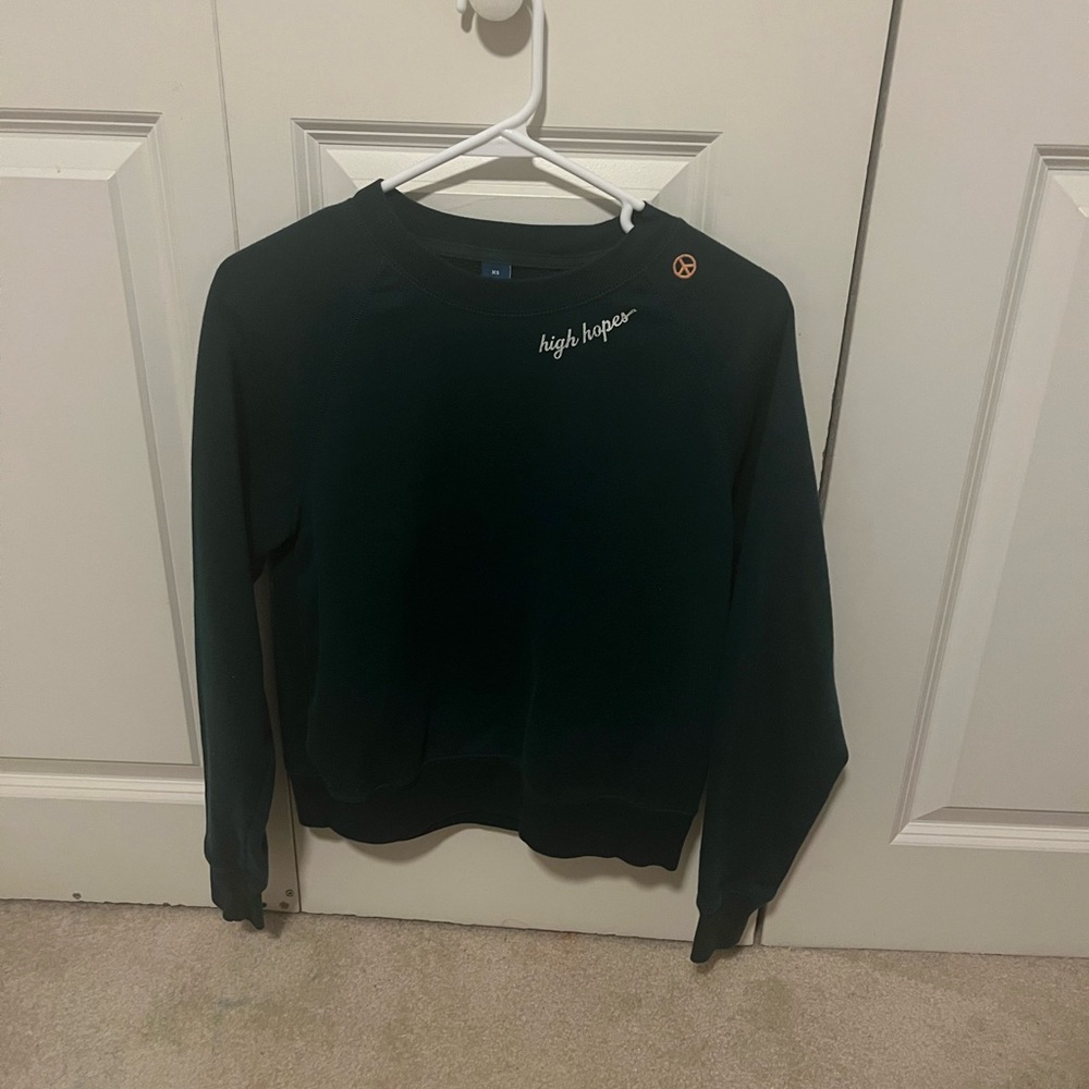 Old Navy green Crew Neck Sweater